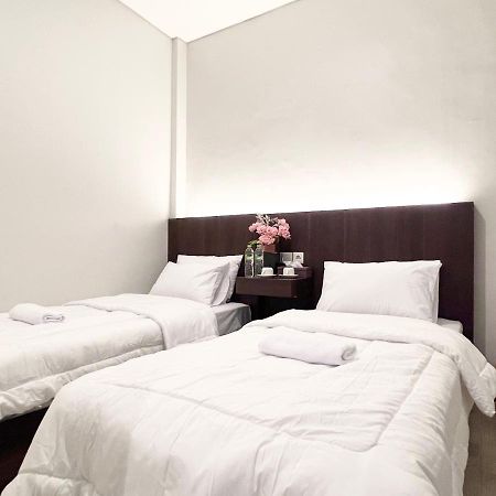 Sleep Studio Hotel City Center سورابايا المظهر الخارجي الصورة