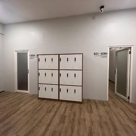 Sleep Studio Hotel City Center سورابايا المظهر الخارجي الصورة