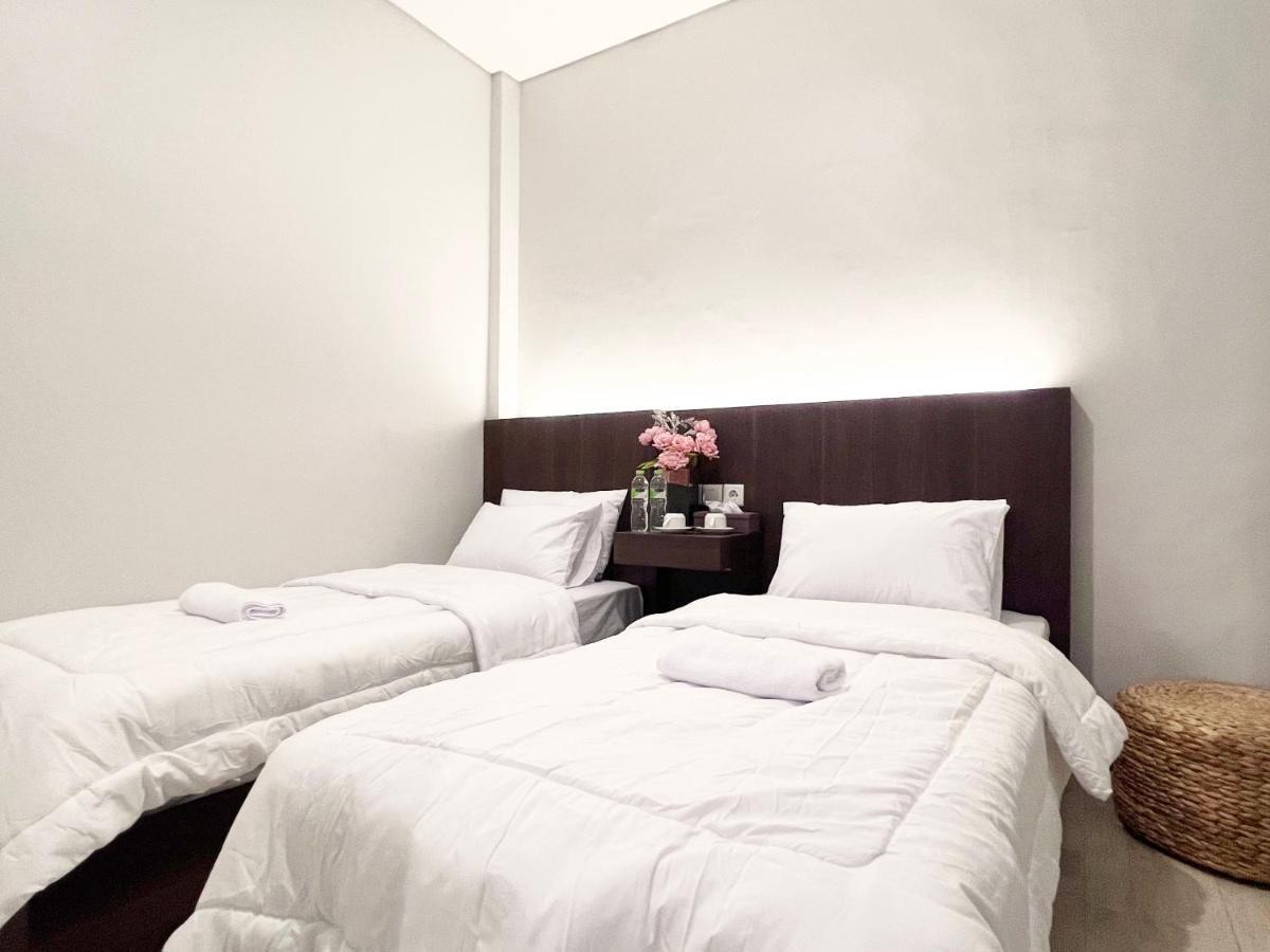 Sleep Studio Hotel City Center سورابايا المظهر الخارجي الصورة