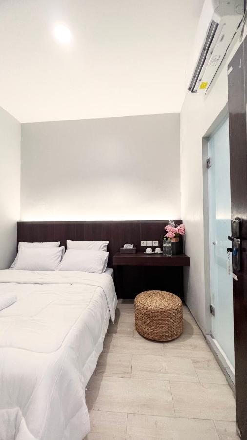 Sleep Studio Hotel City Center سورابايا المظهر الخارجي الصورة