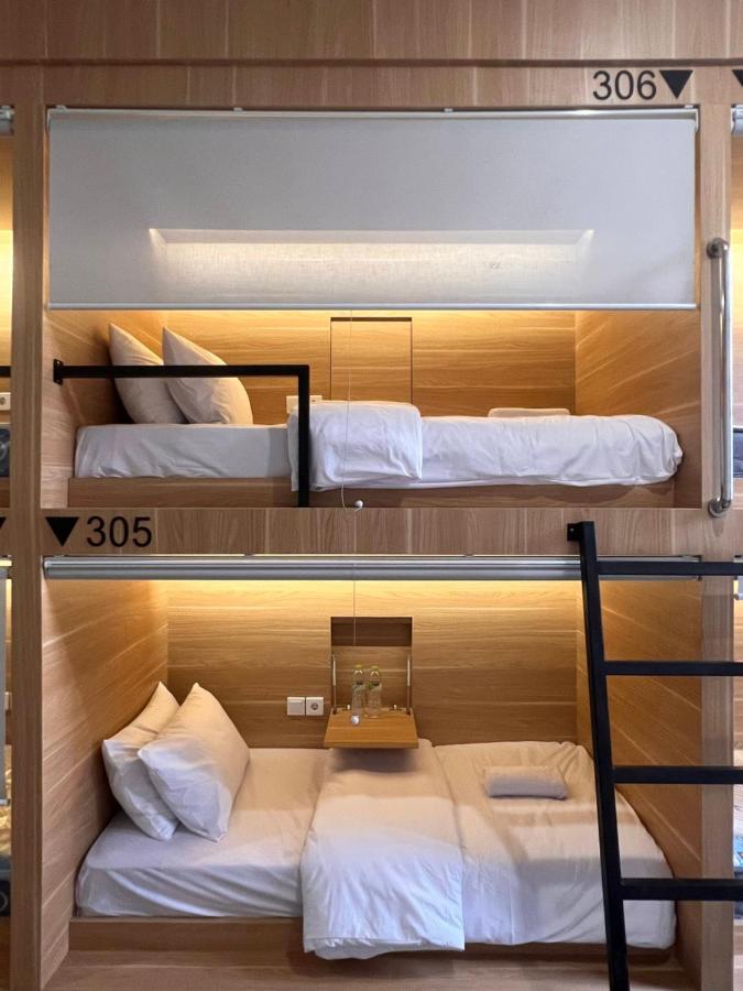Sleep Studio Hotel City Center سورابايا المظهر الخارجي الصورة