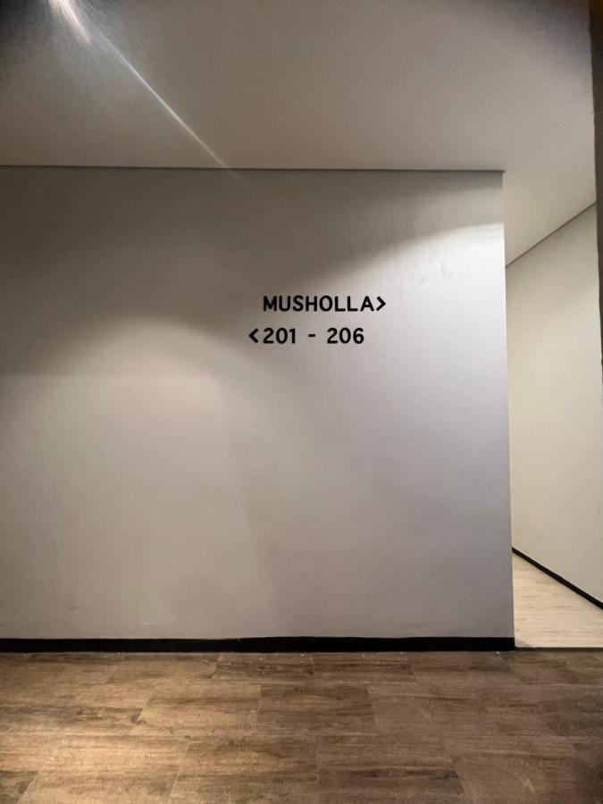 Sleep Studio Hotel City Center سورابايا المظهر الخارجي الصورة